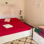 Amorosita 4*