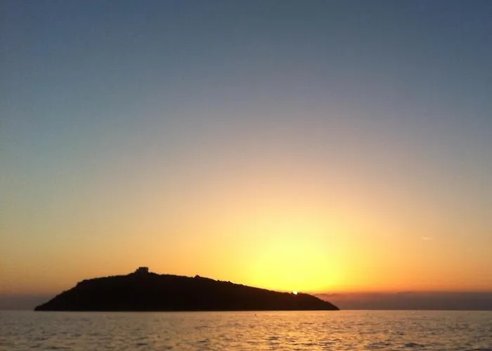 Alojamento de Acomodação e Pequeno-almoço Amorosita 4*