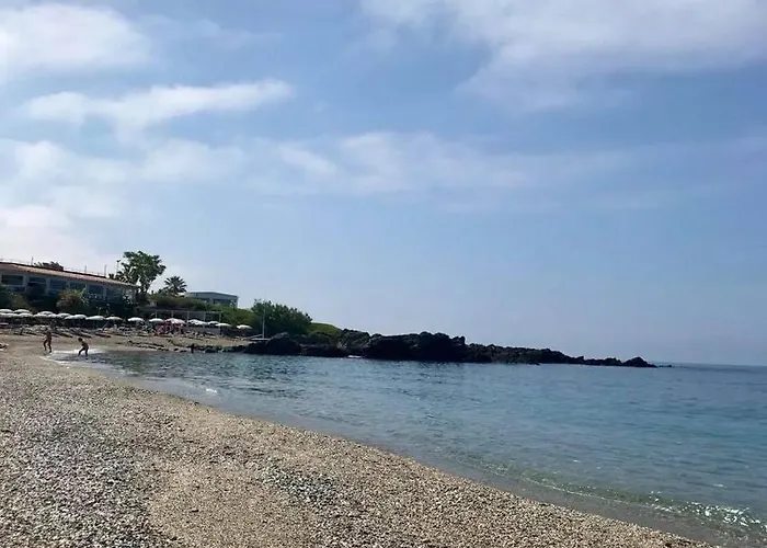 Amorosita Alojamento de Acomodação e Pequeno-almoço 4*