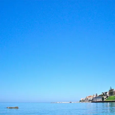 Amorosita 4* Diamante