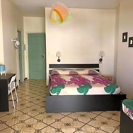 Amorosita Bed & Breakfast Diamante