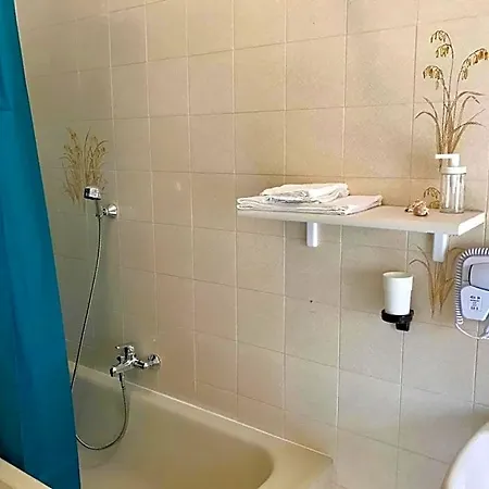 Amorosita Bed & Breakfast Diamante