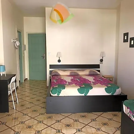 Amorosita Bed & Breakfast Diamante