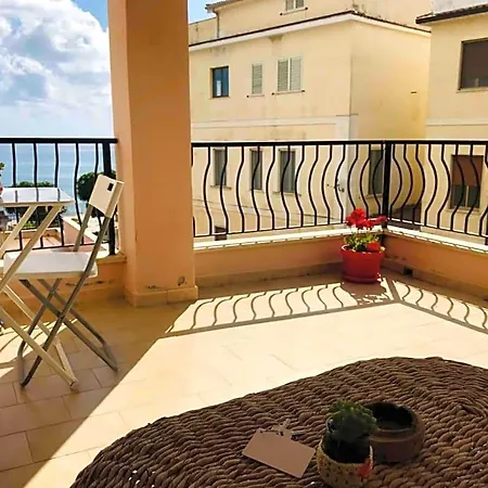 Amorosita Bed & Breakfast 4*