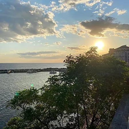 Oda ve Kahvaltı Amorosita 4*